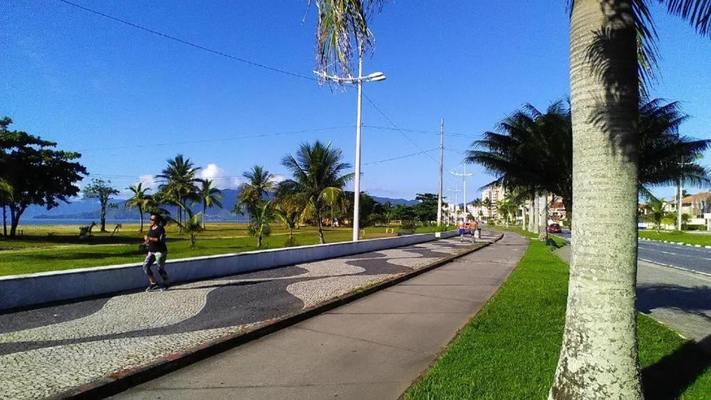 Casa Inteira Cravada Entre Os Principais Pontos Turisticos Villa Caraguatatuba Eksteriør billede